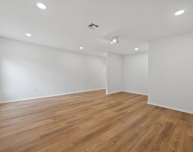 157 Hillside Drive - Photo Thumbnail 16