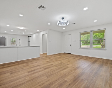 157 Hillside Drive - Photo Thumbnail 6