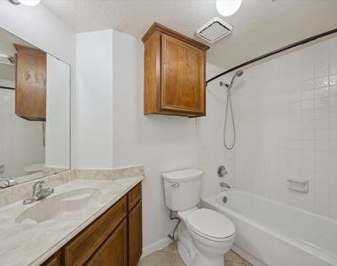 5813 Guadalupe Drive - Photo Thumbnail 11