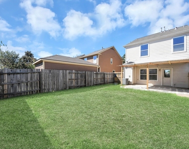18719 S Lyford Drive - Photo Thumbnail 14