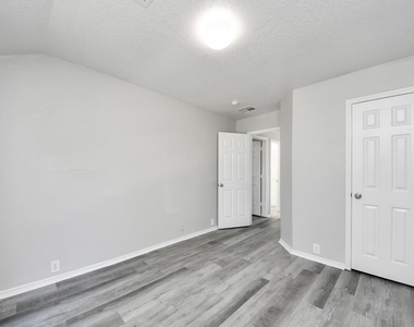 18719 S Lyford Drive - Photo Thumbnail 19