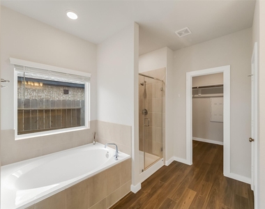 8634 Jetty Glen Drive - Photo Thumbnail 23