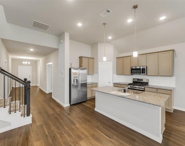 8634 Jetty Glen Drive - Photo Thumbnail 13