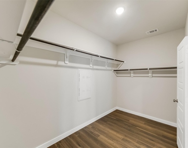 8634 Jetty Glen Drive - Photo Thumbnail 22