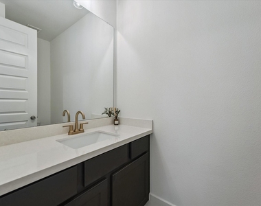5134 Albany Shores Lane - Photo Thumbnail 7
