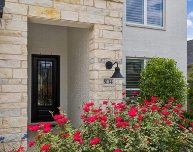 5134 Albany Shores Lane - Photo Thumbnail 2
