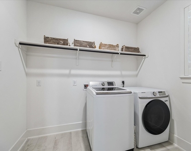 5134 Albany Shores Lane - Photo Thumbnail 20