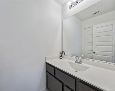 5134 Albany Shores Lane - Photo Thumbnail 27