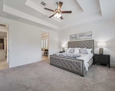 5134 Albany Shores Lane - Photo Thumbnail 16