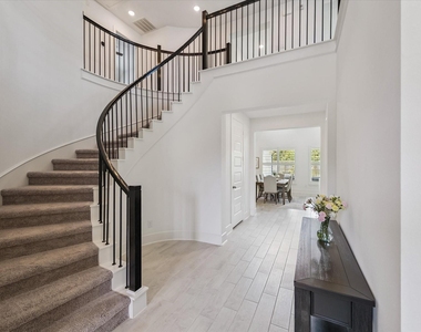 5134 Albany Shores Lane - Photo Thumbnail 3