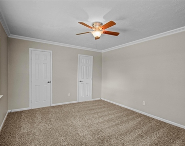 15702 Wandering Trail - Photo Thumbnail 18