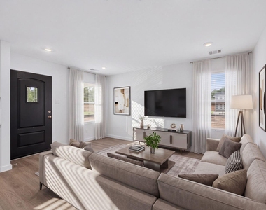 10816 N Baron Village Drive - Photo Thumbnail 3