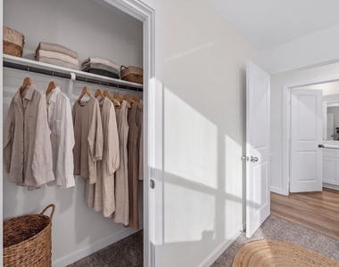 10816 N Baron Village Drive - Photo Thumbnail 9