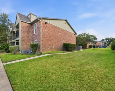 18800 Egret Bay Boulevard - Photo Thumbnail 24