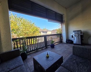 612 E 20th Street - Photo Thumbnail 26