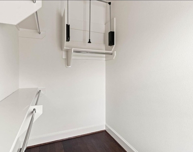612 E 20th Street - Photo Thumbnail 17