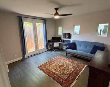 612 E 20th Street - Photo Thumbnail 30