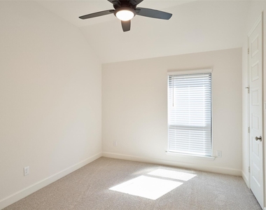12314 Nightingale Nook Way - Photo Thumbnail 29