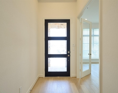 12314 Nightingale Nook Way - Photo Thumbnail 4