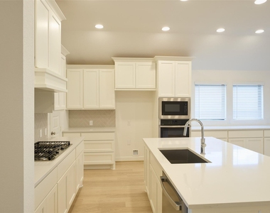 12314 Nightingale Nook Way - Photo Thumbnail 16