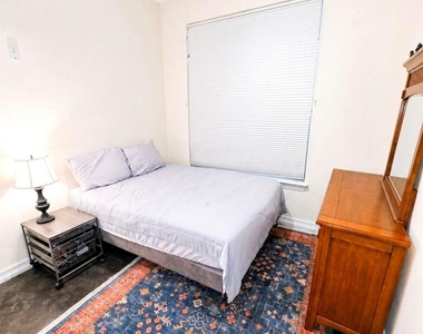 1602 Elgin Street - Photo Thumbnail 6