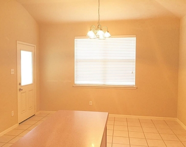 3612 Burwood Court - Photo Thumbnail 12