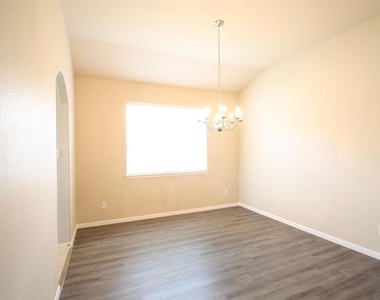 3612 Burwood Court - Photo Thumbnail 5