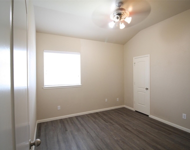 3612 Burwood Court - Photo Thumbnail 20