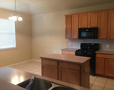 3612 Burwood Court - Photo Thumbnail 8