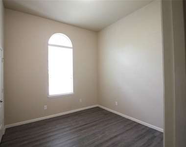 3612 Burwood Court - Photo Thumbnail 21