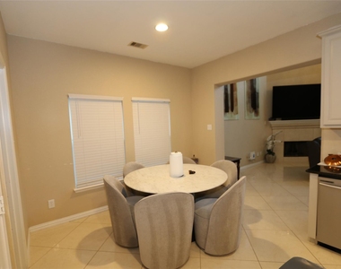 25614 Canyon Sands Lane - Photo Thumbnail 6