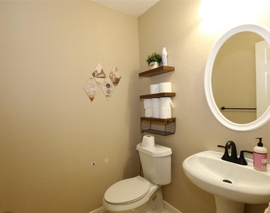 25614 Canyon Sands Lane - Photo Thumbnail 11