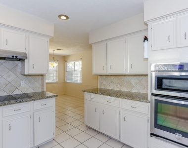 2822 Durban Drive - Photo Thumbnail 17
