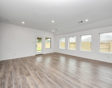 14235 Elrington Hollow Trail - Photo Thumbnail 11