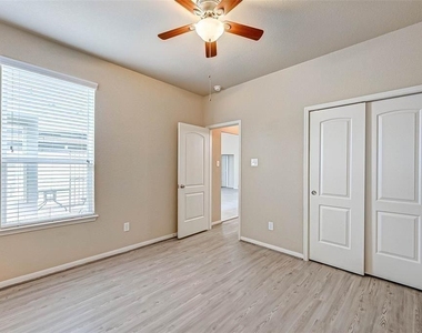 19007 Moss Bay Lane - Photo Thumbnail 27