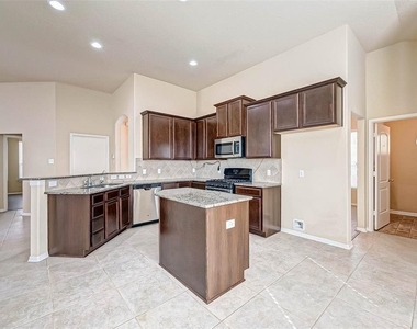 19007 Moss Bay Lane - Photo Thumbnail 13