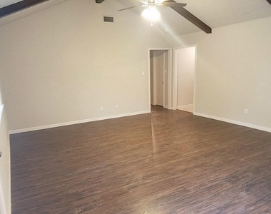 9726 Railton Street - Photo Thumbnail 2