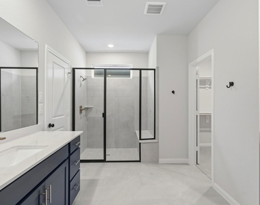 6419 Haltwhistle Lane - Photo Thumbnail 14