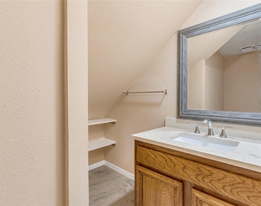 3727 Village Grove Drive - Photo Thumbnail 25