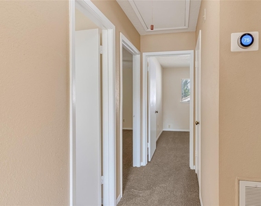3727 Village Grove Drive - Photo Thumbnail 18