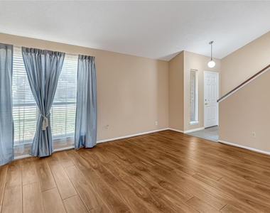 3727 Village Grove Drive - Photo Thumbnail 3