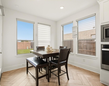21138 Coral View Dr - Photo Thumbnail 15