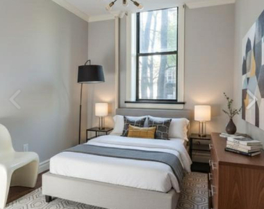 234 West 14th Street - Photo Thumbnail 3