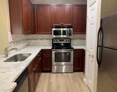 2400 Mccue Road - Photo Thumbnail 2