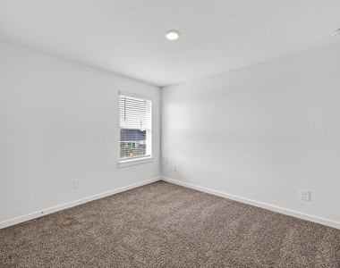31622 Whittis Hill Way - Photo Thumbnail 24