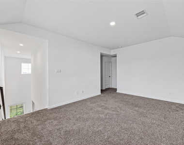 31622 Whittis Hill Way - Photo Thumbnail 16
