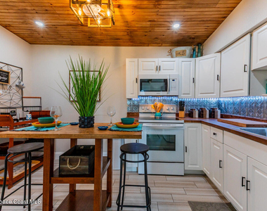 177 Woodland Drive - Photo Thumbnail 11