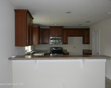 1576 Alaqua Way - Photo Thumbnail 21