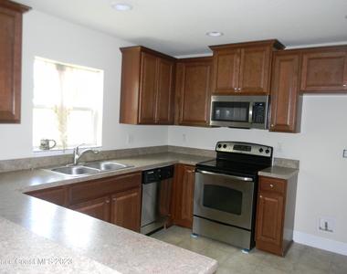 1576 Alaqua Way - Photo Thumbnail 25