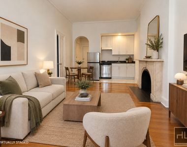 East 72 Street - Photo Thumbnail 1